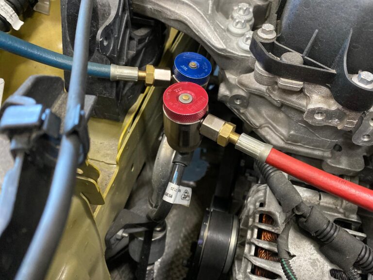 Airco bijvullen